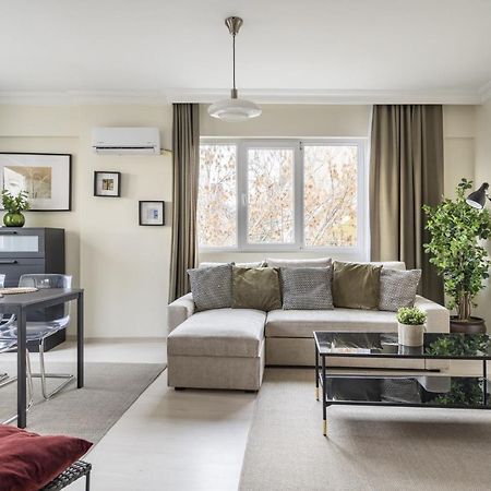 Apartamento Modern Flat With Balcony On Bagdat Street Estambul Exterior foto