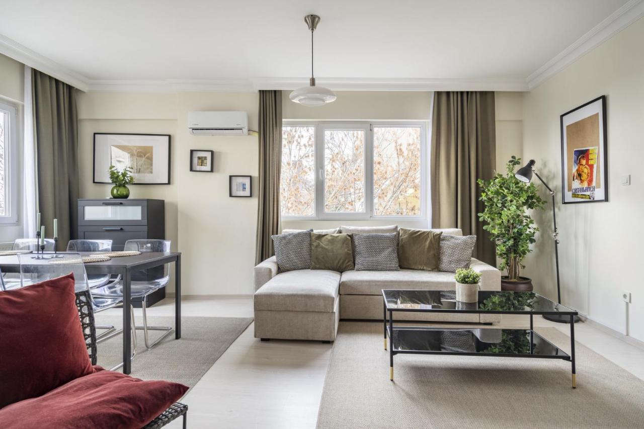 Apartamento Modern Flat With Balcony On Bagdat Street Estambul Exterior foto