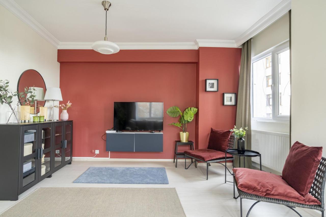 Apartamento Modern Flat With Balcony On Bagdat Street Estambul Exterior foto