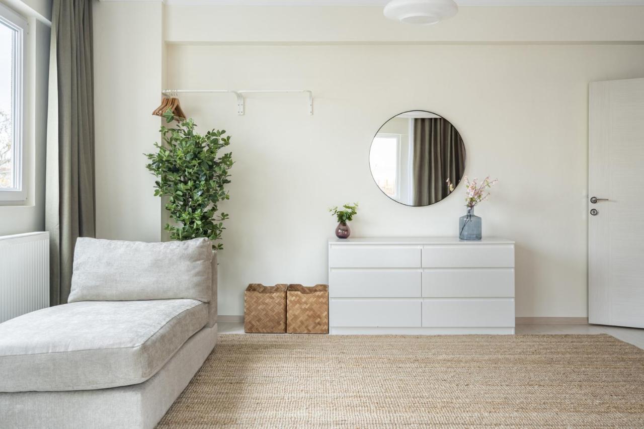 Apartamento Modern Flat With Balcony On Bagdat Street Estambul Exterior foto