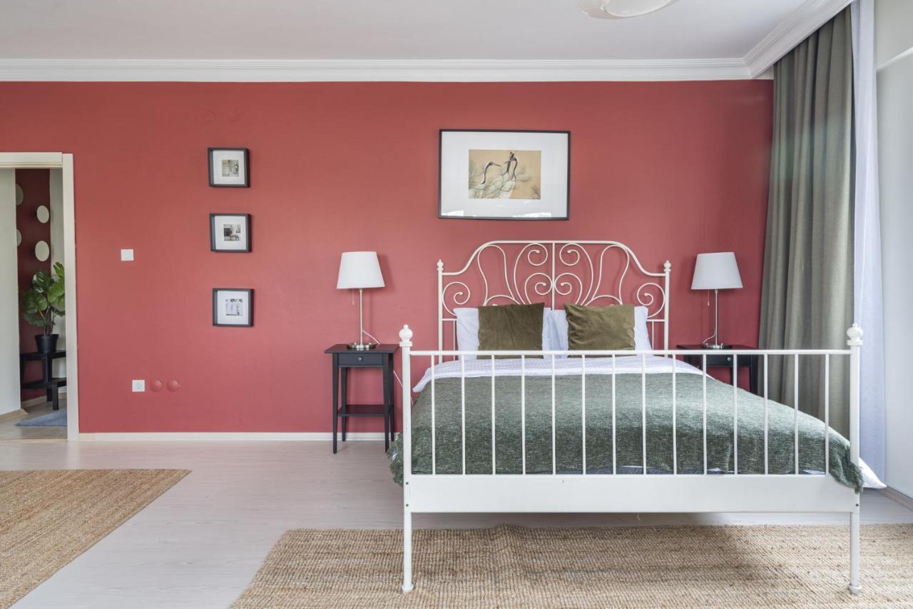 Apartamento Modern Flat With Balcony On Bagdat Street Estambul Exterior foto